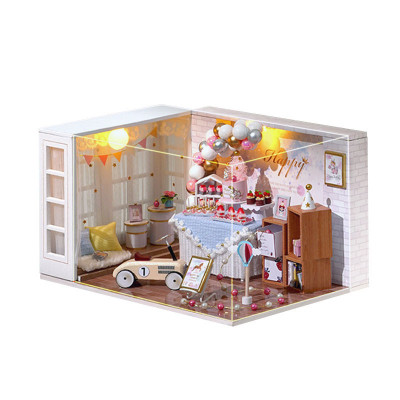 Дитячий ляльковий будинок DIY Cute Room QT-010-B Happy Birthday дерев'яний конструктор