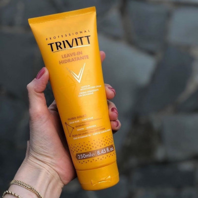 Незмивна зволожуюча сироватка для сухого волосся Itallian Hairtech Trivitt Moisturing Leave In 250 мл